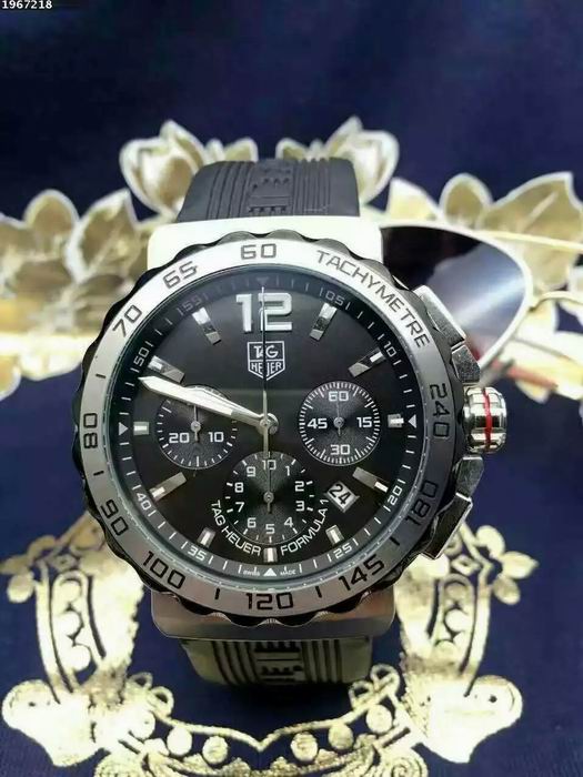 TAG Heuer Watch 424